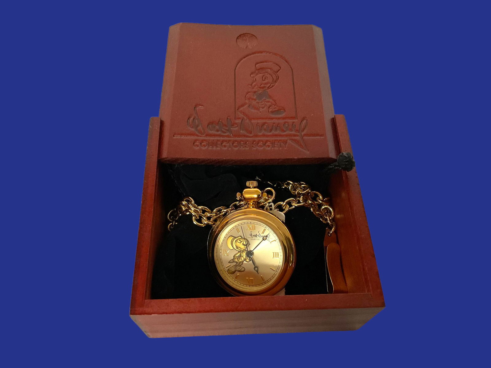 Disney pocket clearance watch limited edition
