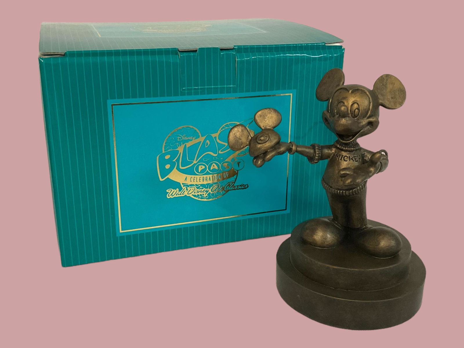 Disney Blast to the Past A Celebration of Walt Disney Art Classics 2004 Disneyland Resort in Box (1 of 5)