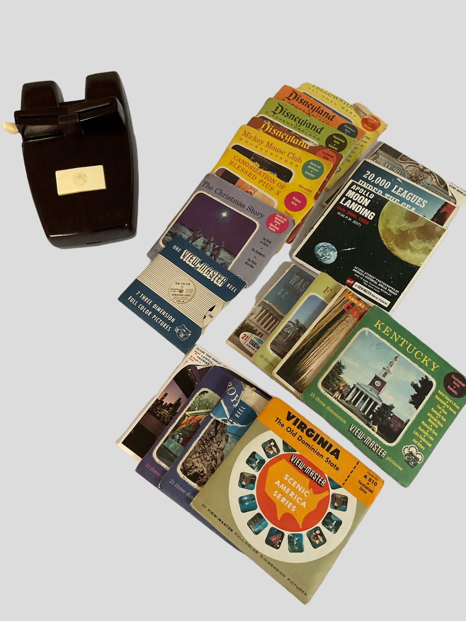1950s Sawyer's View Master with 21 Reels (1 of 9)