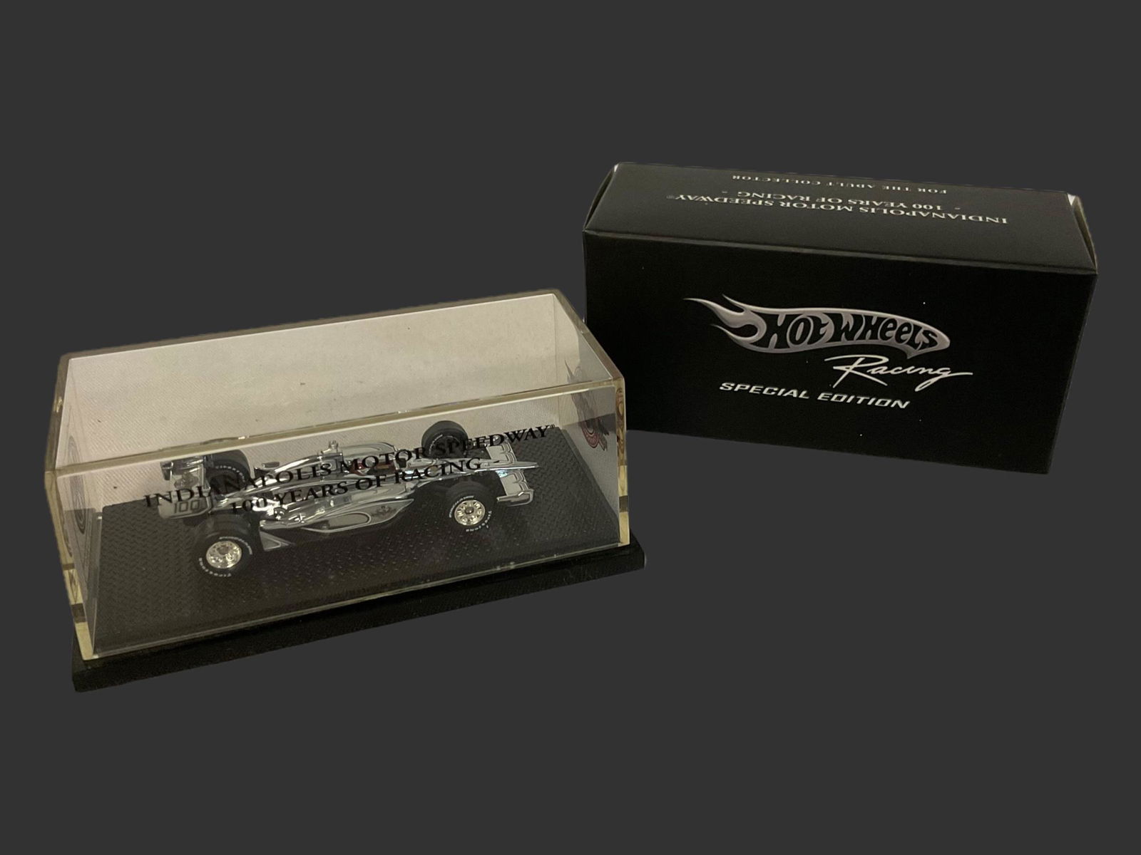 Hot Wheels Indianapolis Motor Speedway 100 Years of Racing (1 of 4)