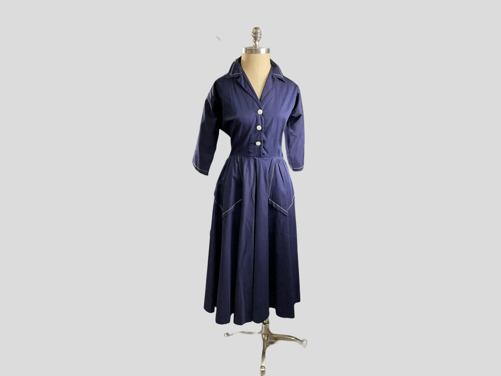 1940s Blue Cotton Dress with Handkerchief Pockets: 1940s Blue Cotton Dress with Handkerchief Pockets, 1940s blue cotton dress with designer label of McArthur Ltd, Has side metal zipper and white plastic buttons, missing belt, Condition age appropriate