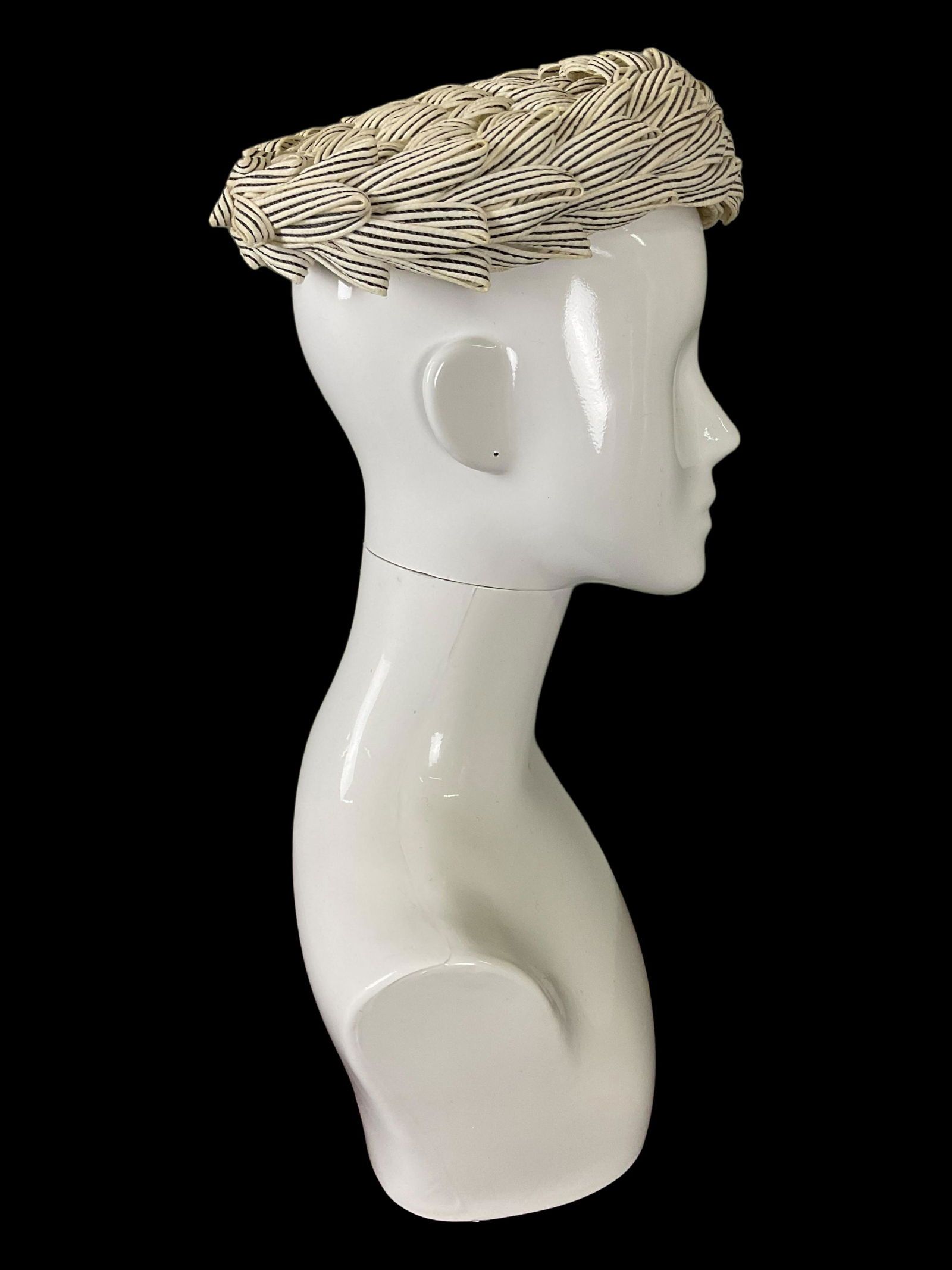 1950s White and Black Straw Pillbox Hat (1 of 5)