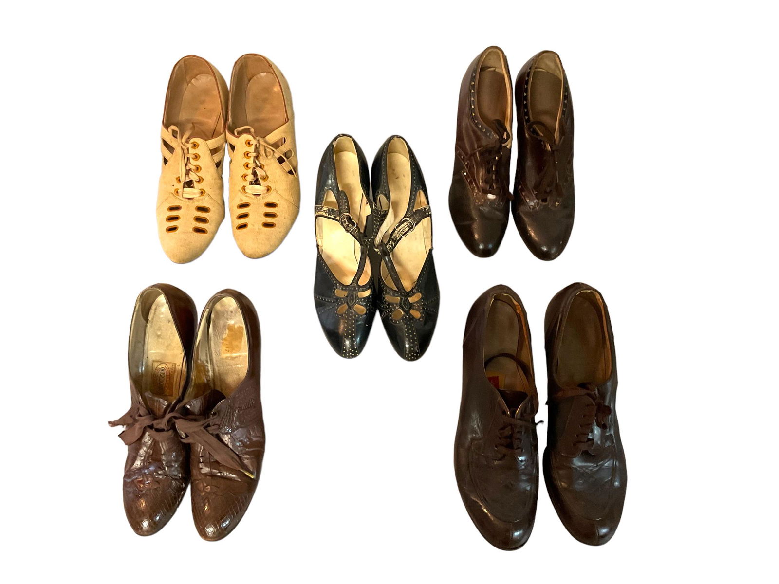 5 Pairs of Vintage Shoes (1 of 8)
