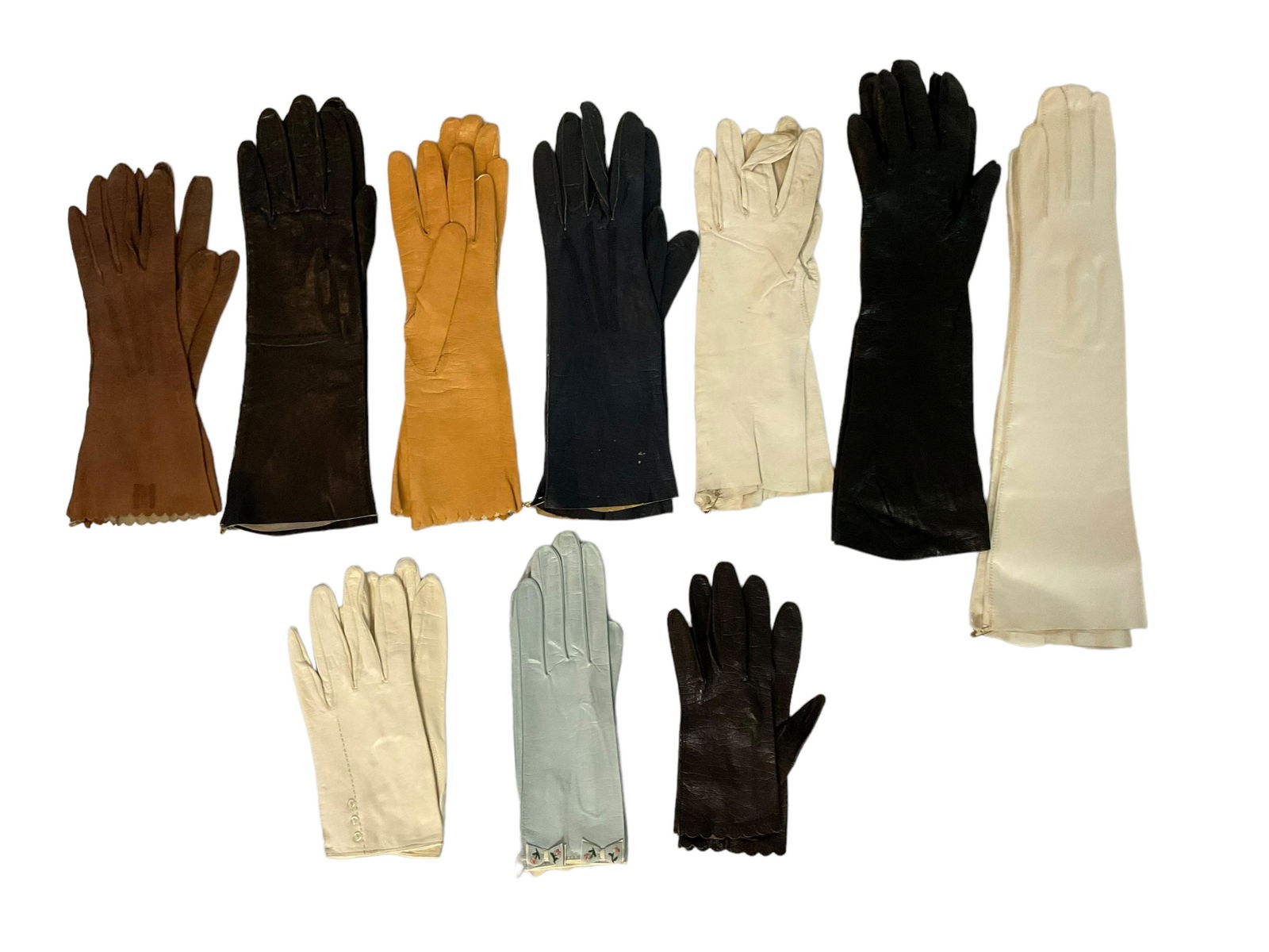 10 Pairs of Ladies Leather Gloves (1 of 2)