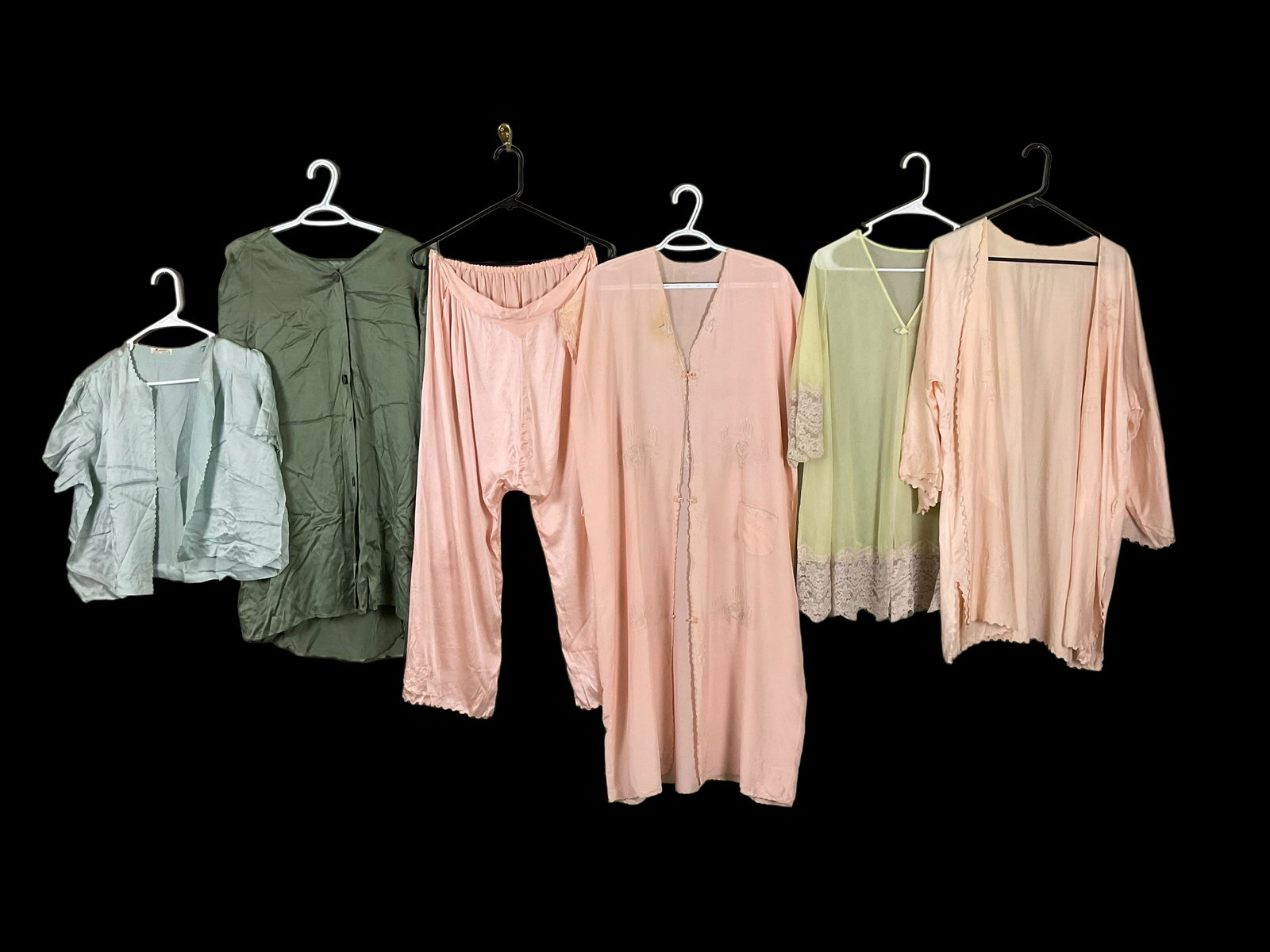 A Grouping of 6 Vintage Robes, Pajamas and Bed Jacket (1 of 7)