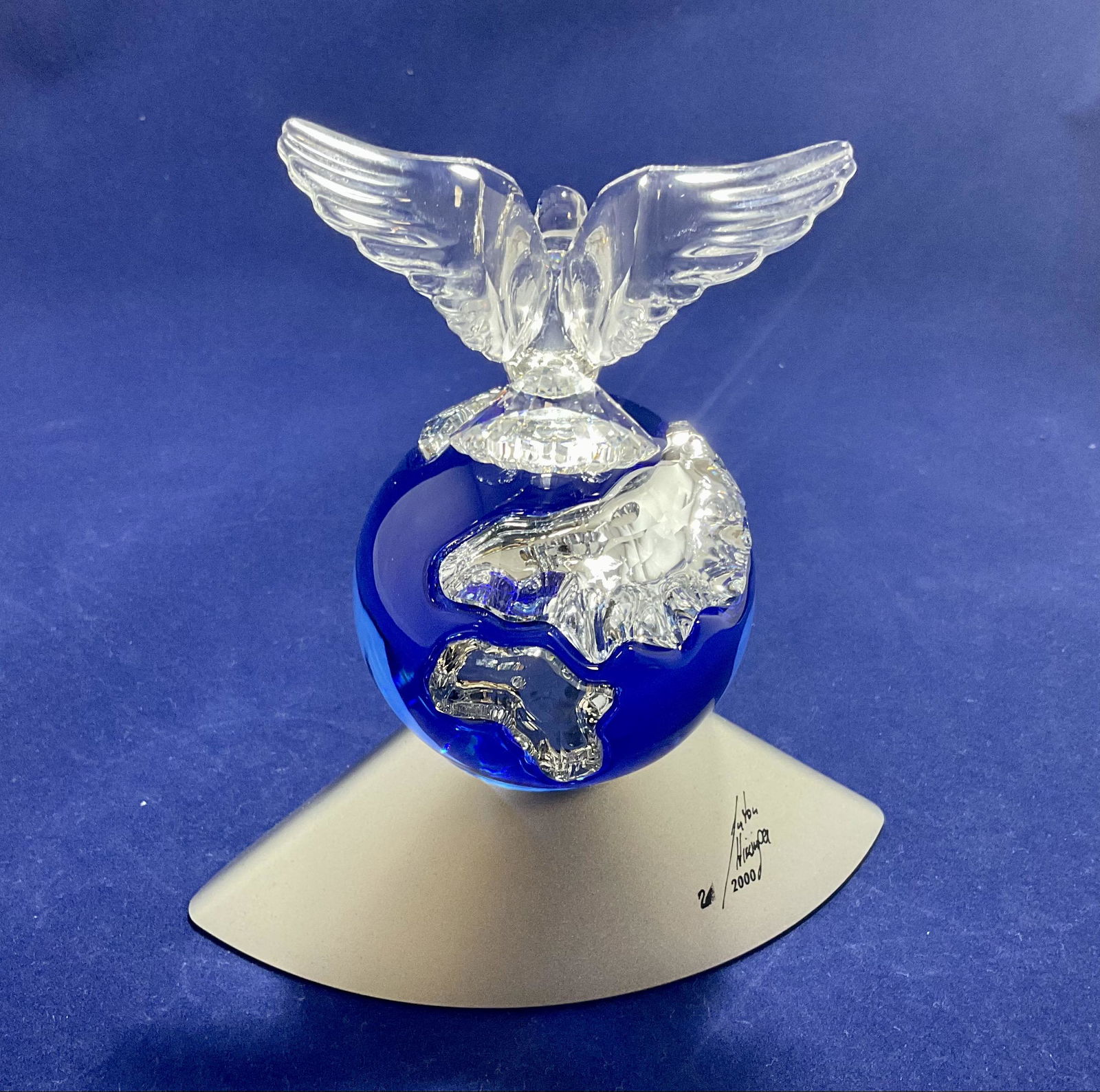 Swarovski Crystal Figurine 2000 Crystal Planet Number 7607NR000004 (1 of 8)