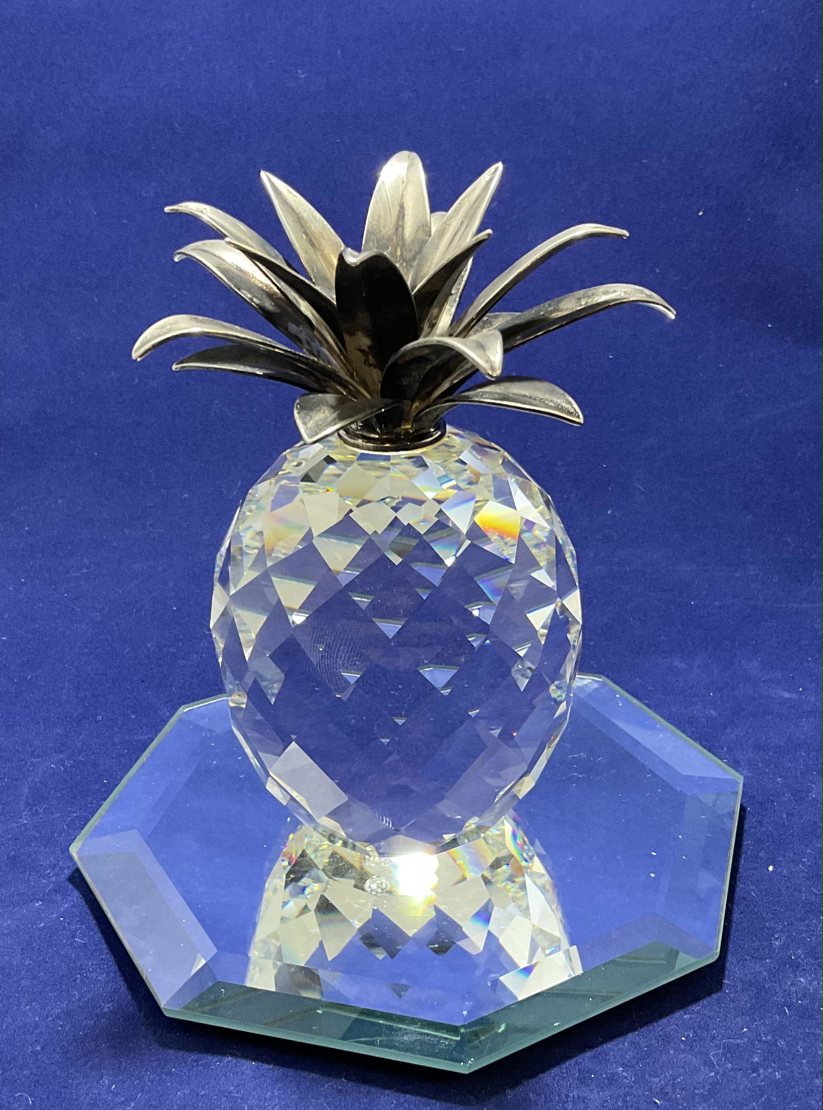 Swarovski Crystal Figurine Large Pineapple (1 of 4)