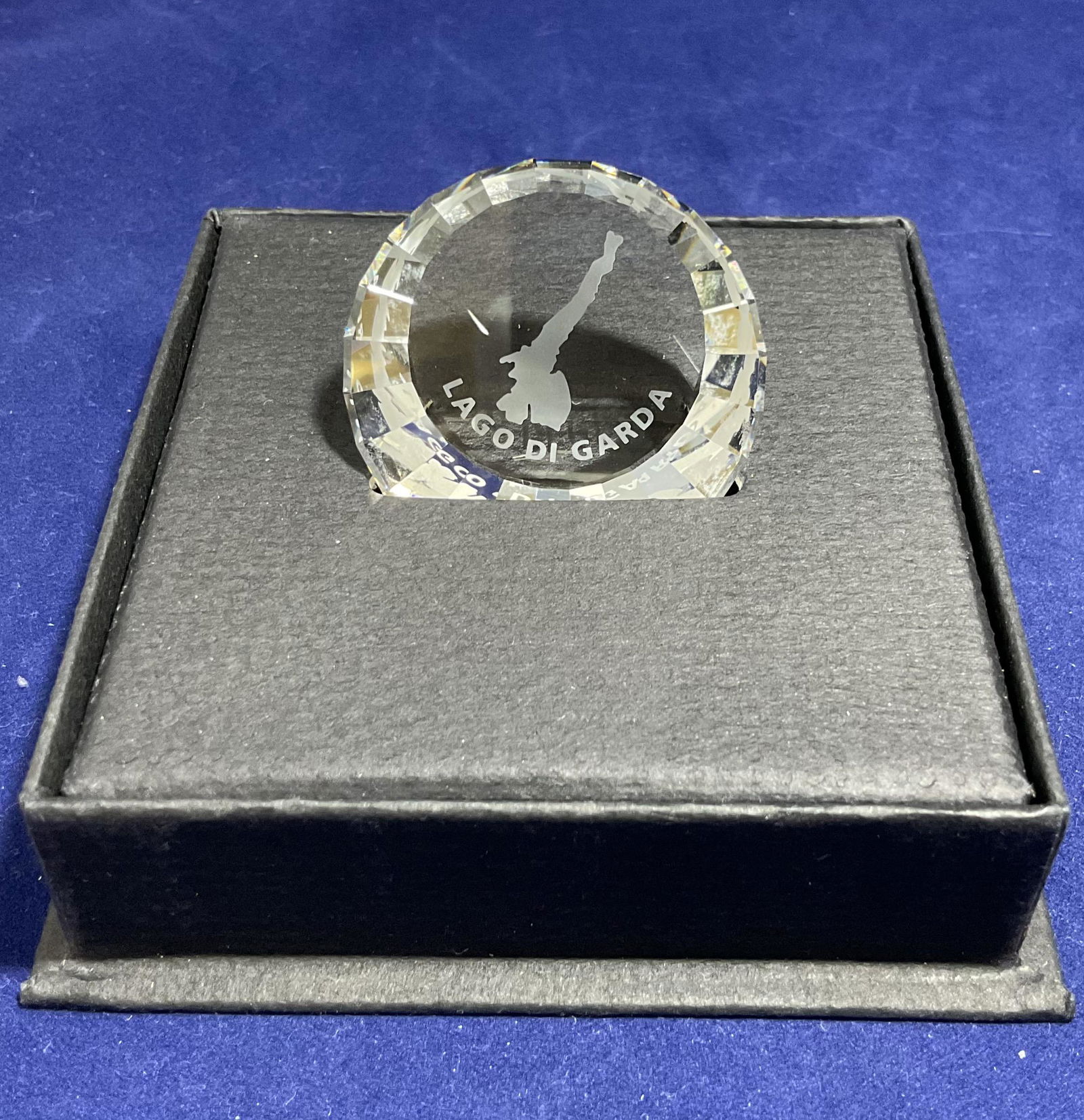 Swarovski Crystal Figurine "Lago di Garda" Tour Disc Number M5502 (1 of 2)