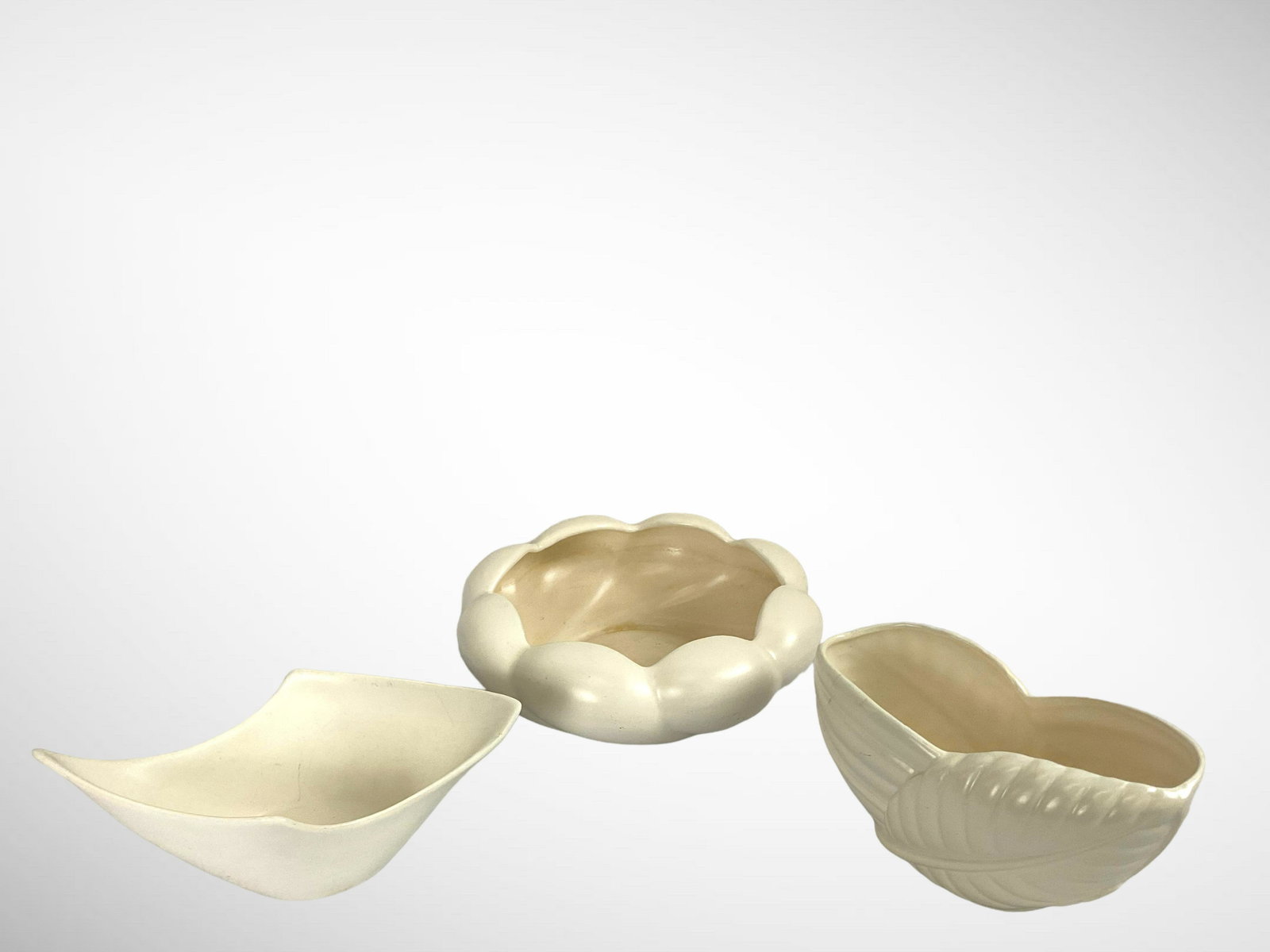 3 MCM White Ceramics (1 of 9)