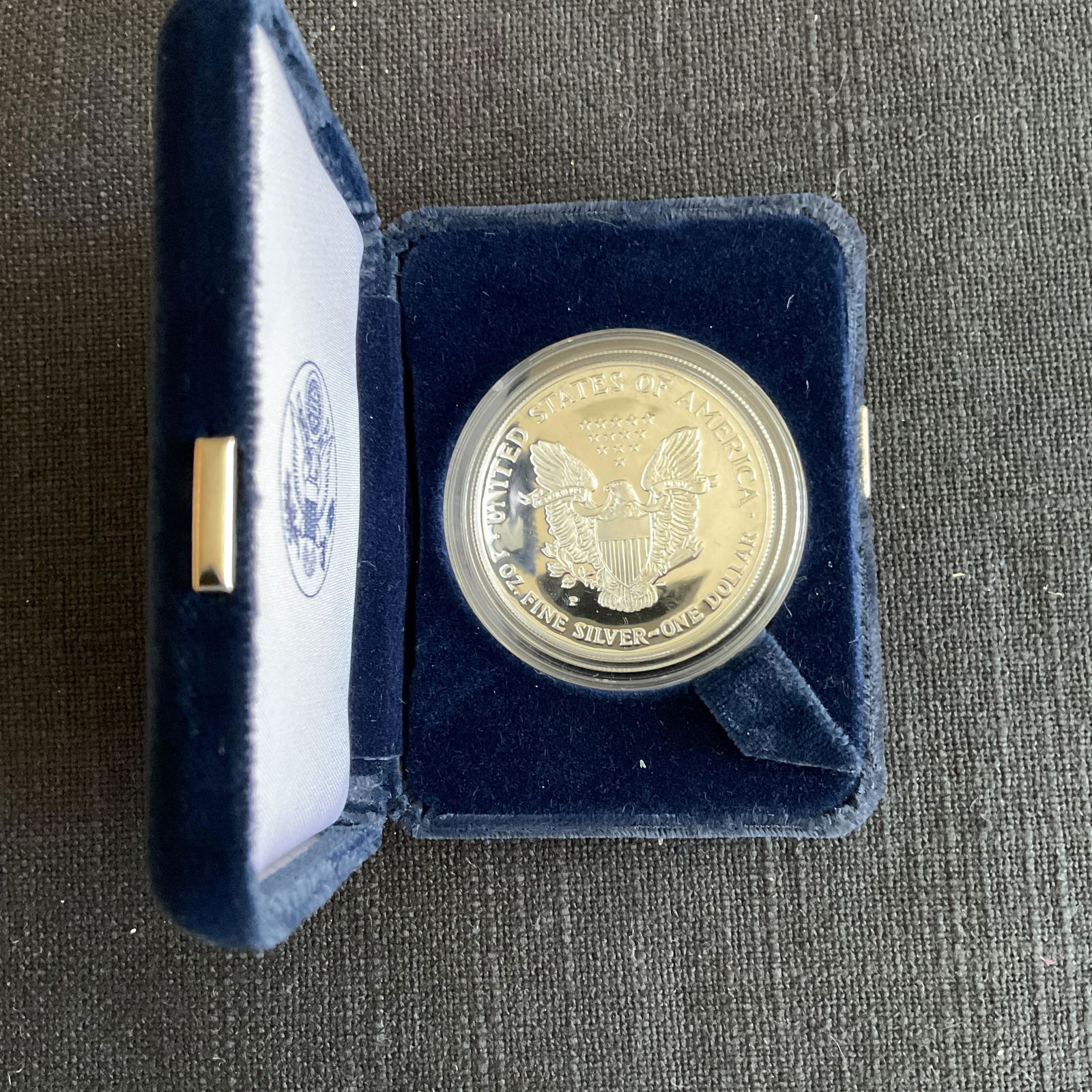 1999 P American Eagle One Troy Ounce Proof Silver Bullion Coin (1 of 3)