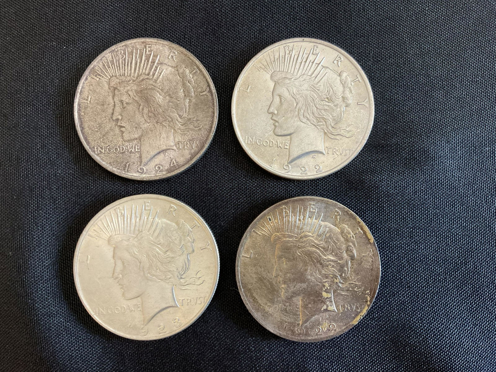 Group of Four US Peace Silver Dollars 1922, 1923, 1924 (1 of 10)
