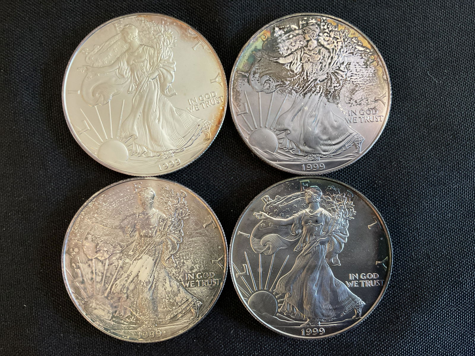 Group of 4 1999 American Silver Eagle No Boxes (1 of 4)