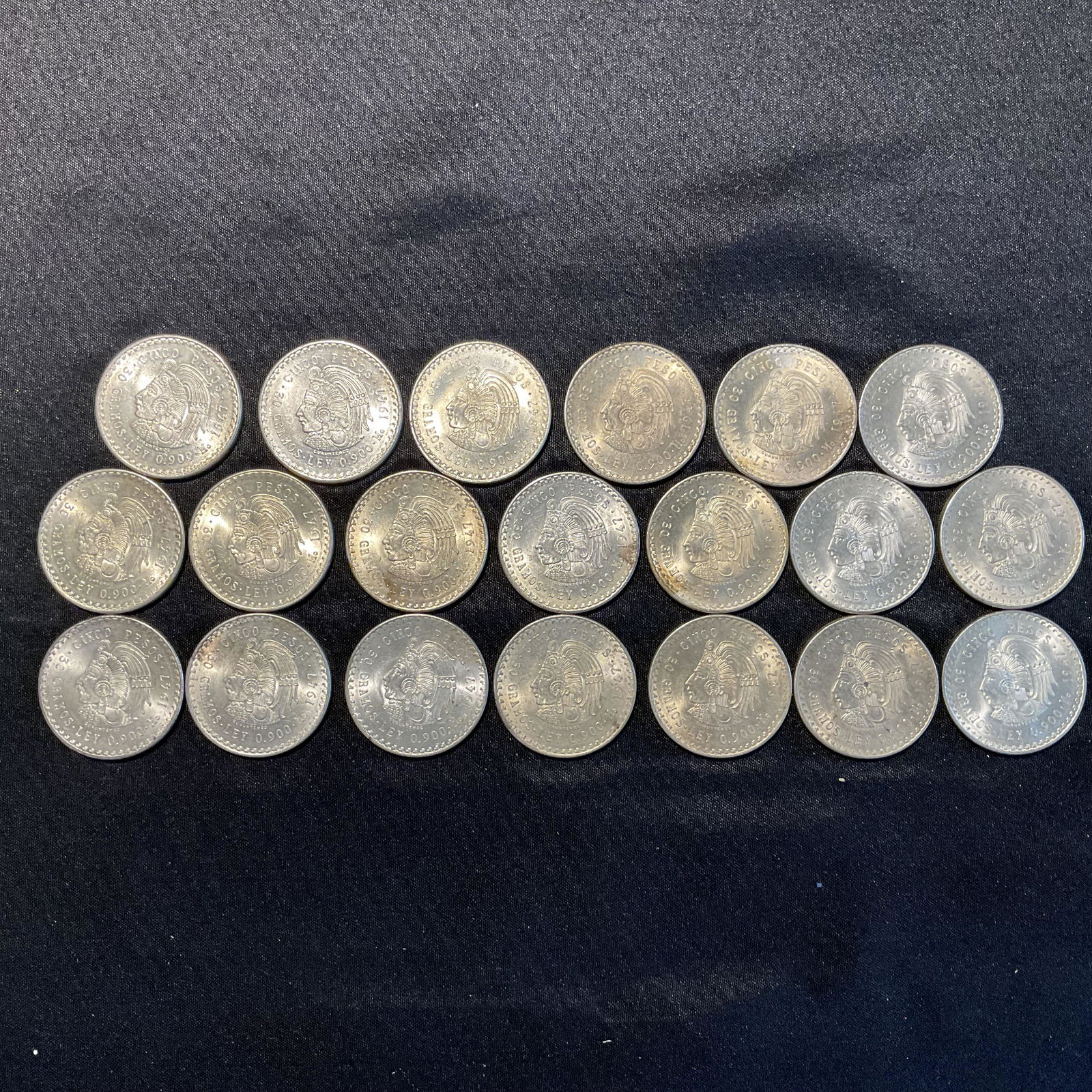 Group of 20 Mexico 1947 5 Peso Silver Coins (1 of 2)