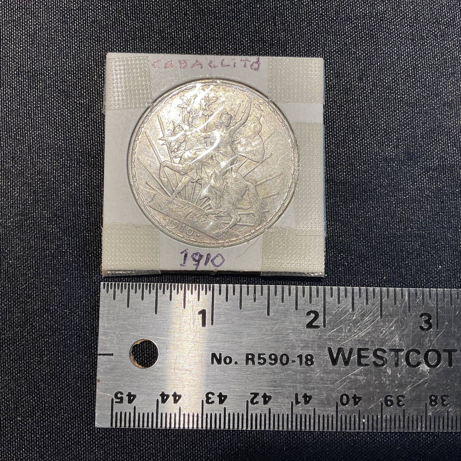 Mexico 1910 1 Peso Silver Coin Caballito,: Mexico 1910 1 Peso Silver Coin Caballito, Composition 0.900 Silver, Weight 27.1 g, Edge Description INDEPENDENCIA Y LIBERTAD, Condition, see photographs.