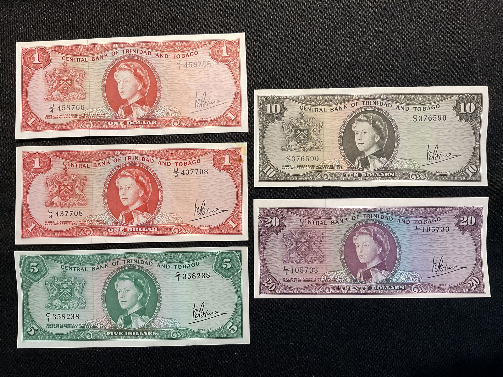 Group of 5 Trinidad and Tobago 1964 Banknotes Queen Elizabeth II (1 of 2)