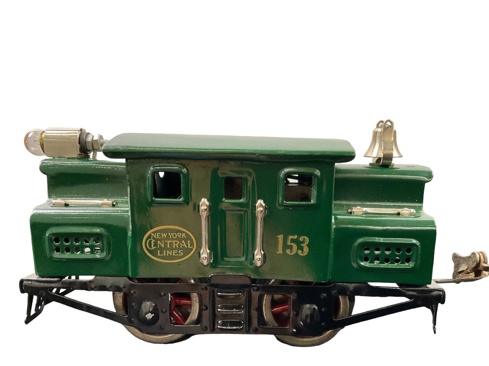 Lionel Prewar O Gauge 153 0-4-0 Electric Locomotive (1924-25) Dark Olive Green: Lionel Prewar O Gauge 153 0-4-0 Electric Locomotive (1924-25), Dark Olive Green, headlight and bell, 6 3/4" length, Condition, see photographs.