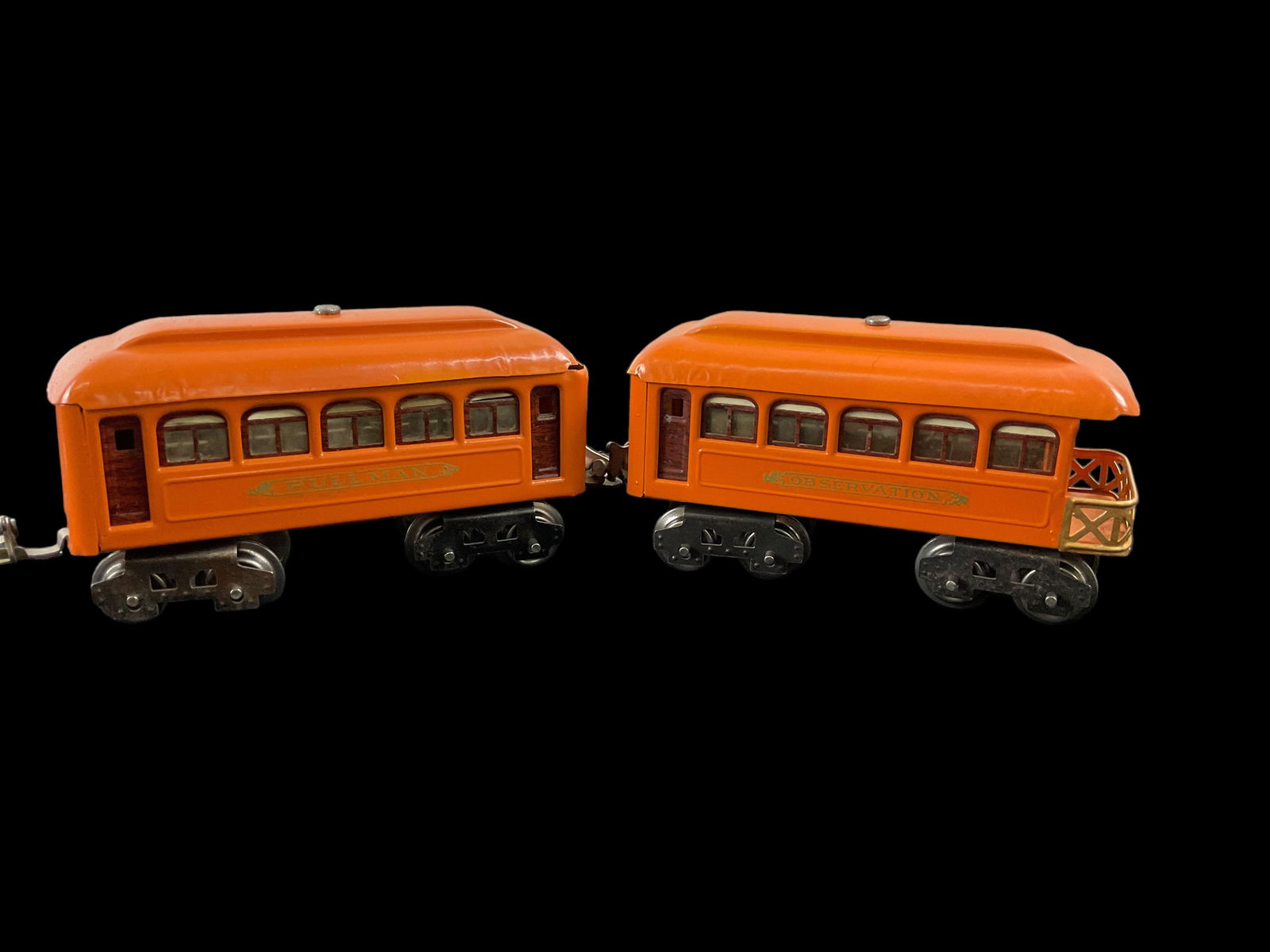Group of 2 Lionel Prewar O Gauge 603 Pullman and 604 Observation Cars (1 of 6)