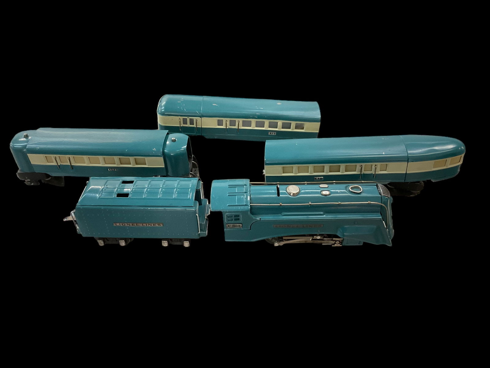 Lionel Prewar O Gauge Blue Streak 265E Locomotive Tender and 617 618 619 Passenger Cars (1 of 14)