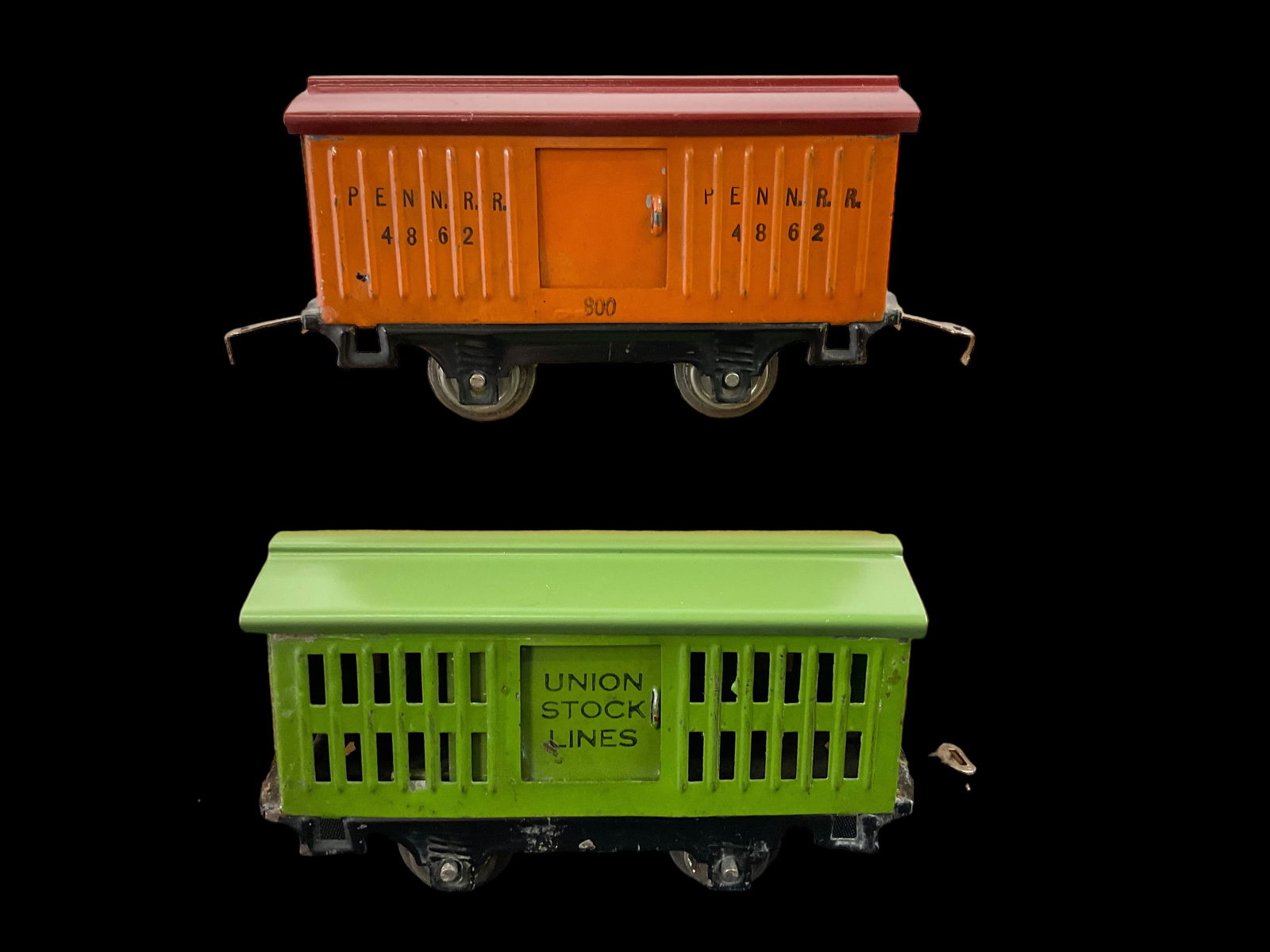 Group of 2 Lionel Prewar O Gauge No 800 and No 802 8-Wheel Box Cars (1 of 6)