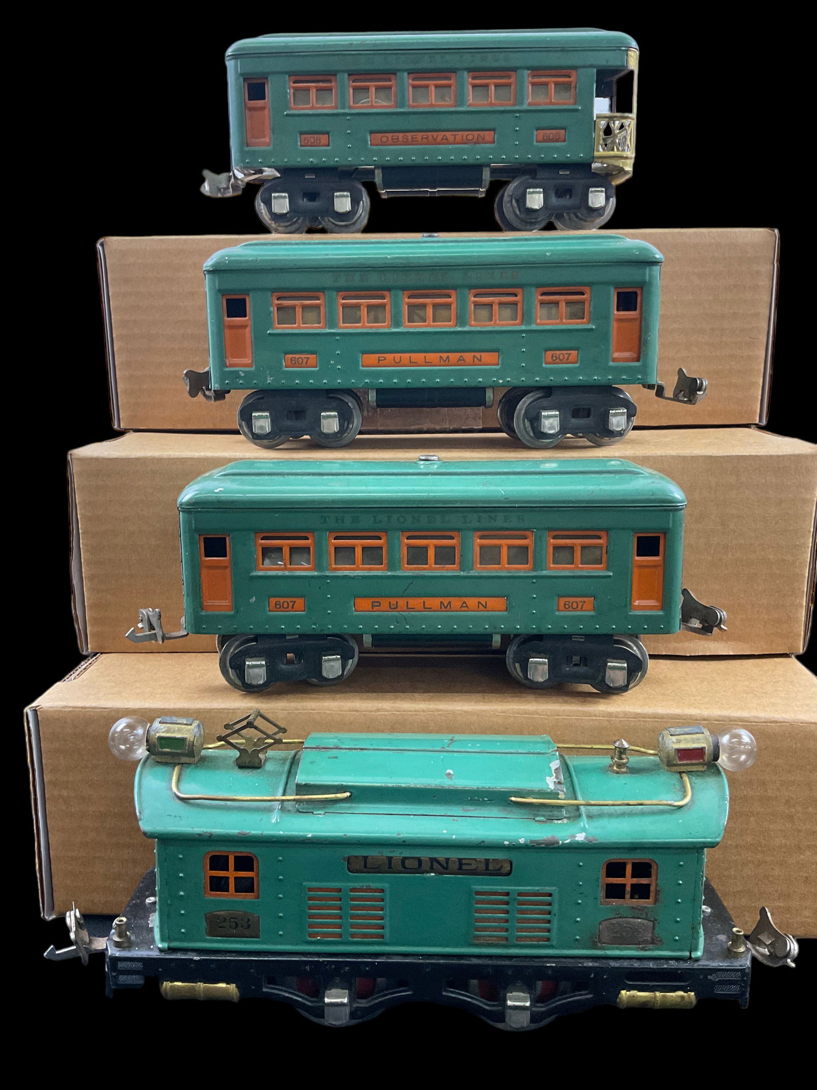 Lionel Prewar O Gauge 253 Engine 0-4-0 Electric Locomotive (1924-1932)  2 607 Pullman Car 608 (1 of 16)