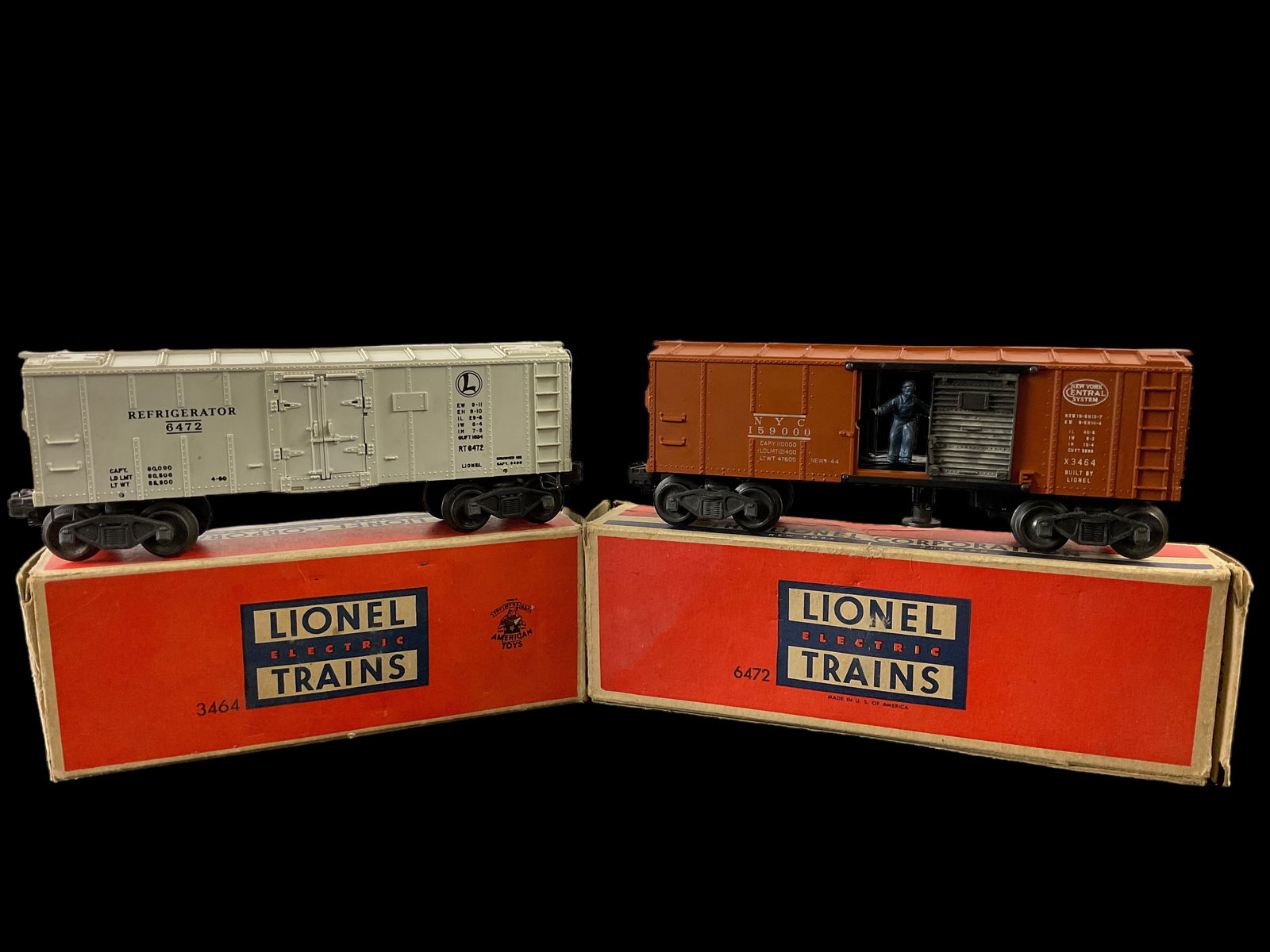 Group of 2 Lionel Post War O Gauge 3464 NYC Boxcar 6472 Refrigerator Car (1 of 7)