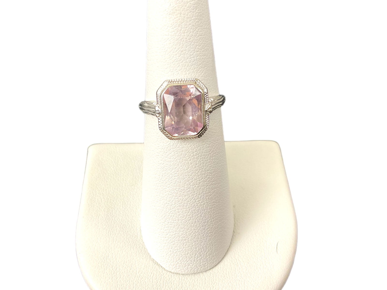 14K White Gold Amethyst Ring (1 of 5)