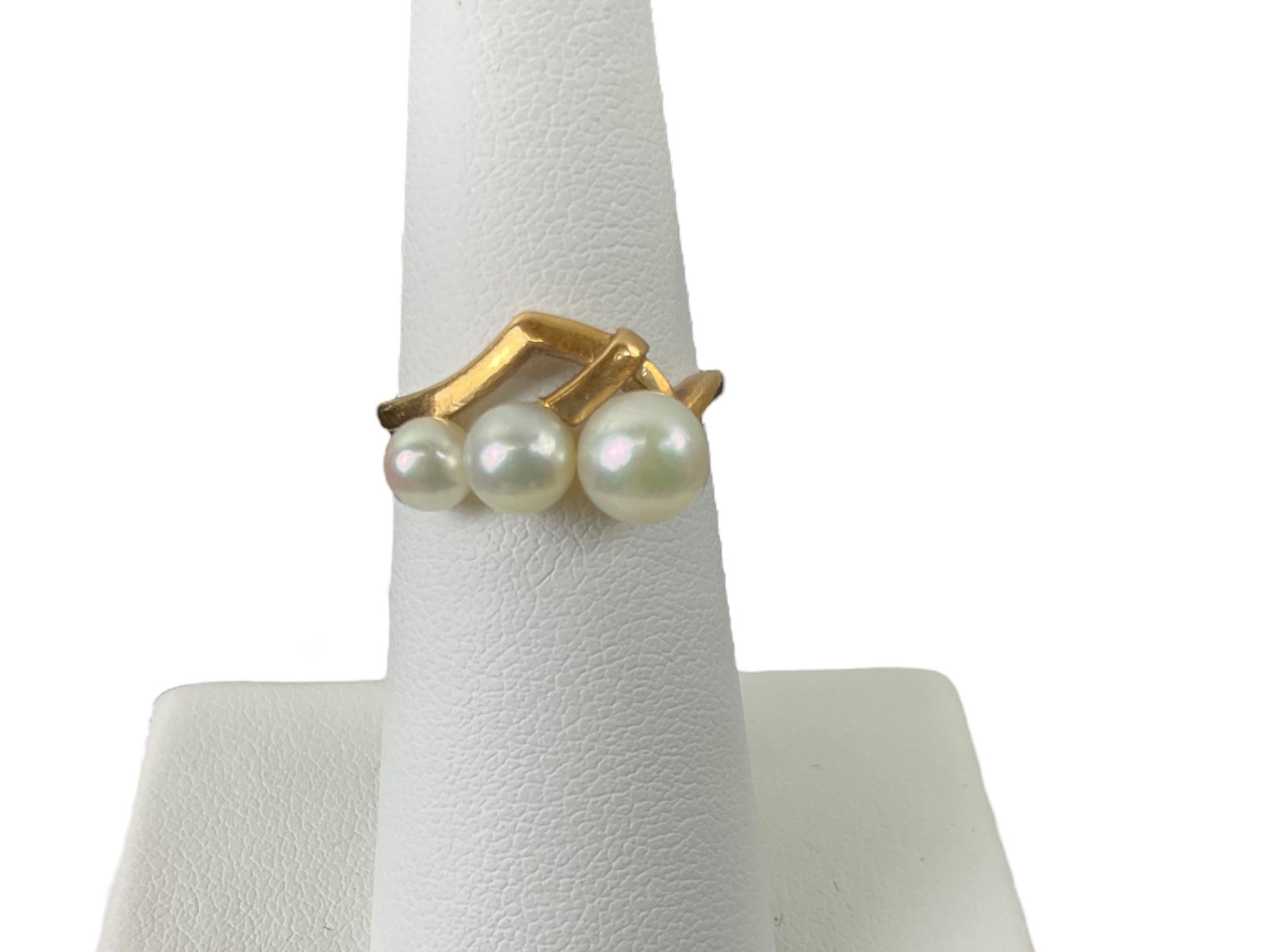 14K Yellow Gold Mikimoto Pearl Ring (1 of 5)