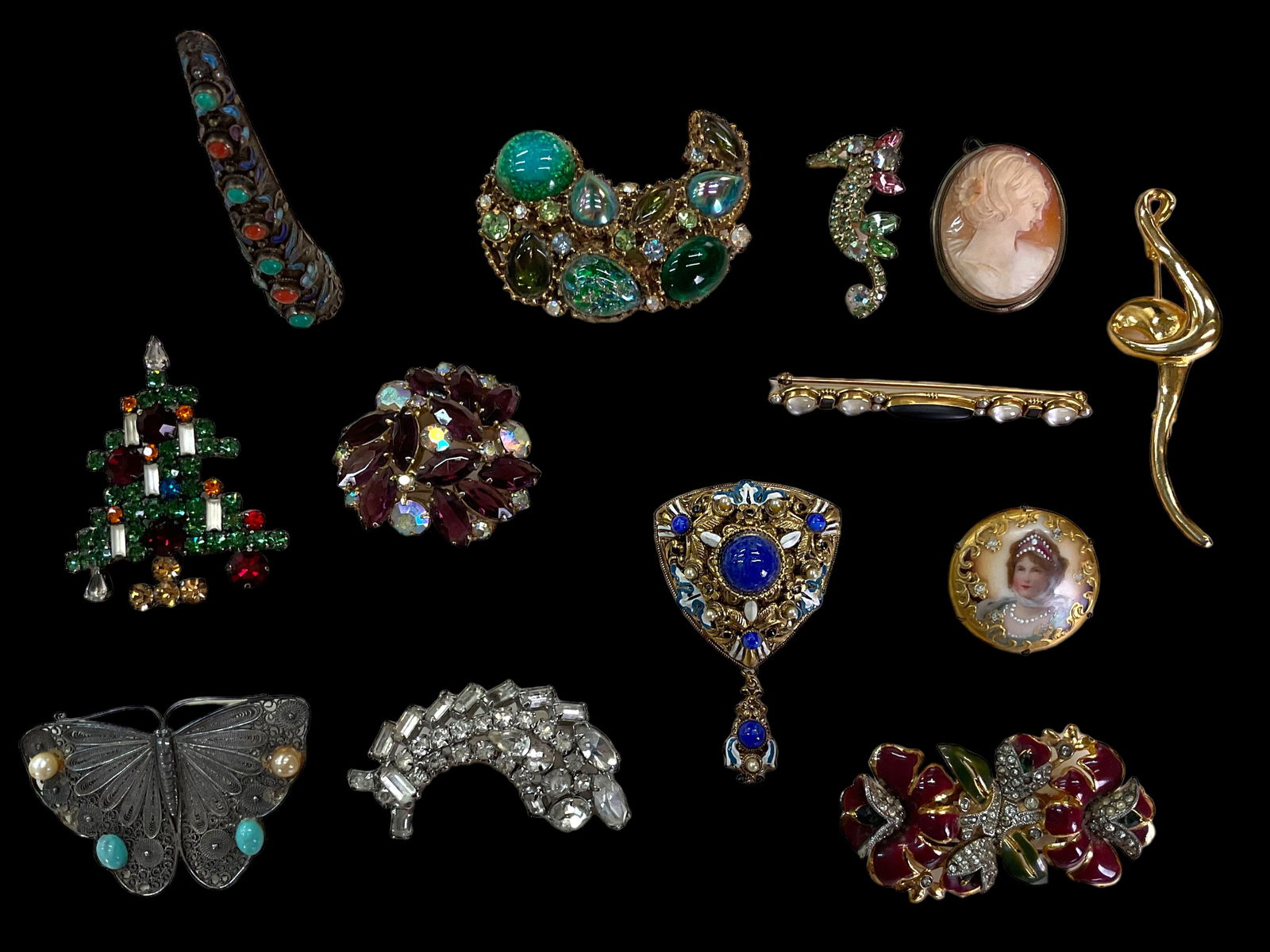 Collection of Vintage Unsigned Costume Jewelry Brooches (1 of 17)