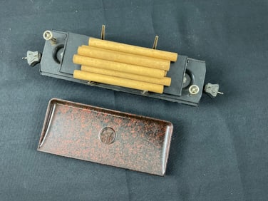 Lionel Prewar O Gauge 3811 Lumber Dump Car with Bakelite No. 160 Dump Bin with  7 Logs and Box