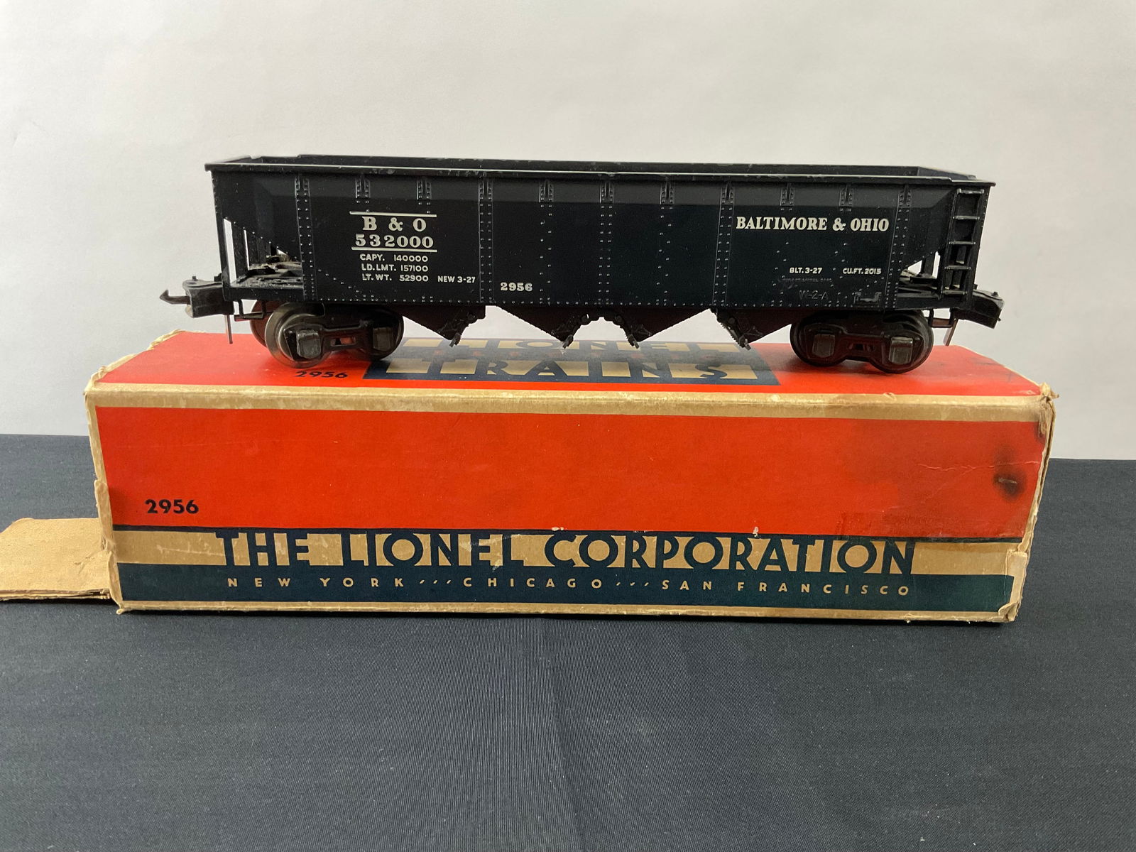 Lionel Prewar O Gauge 2956 B & O Hopper Car with box (1 of 6)