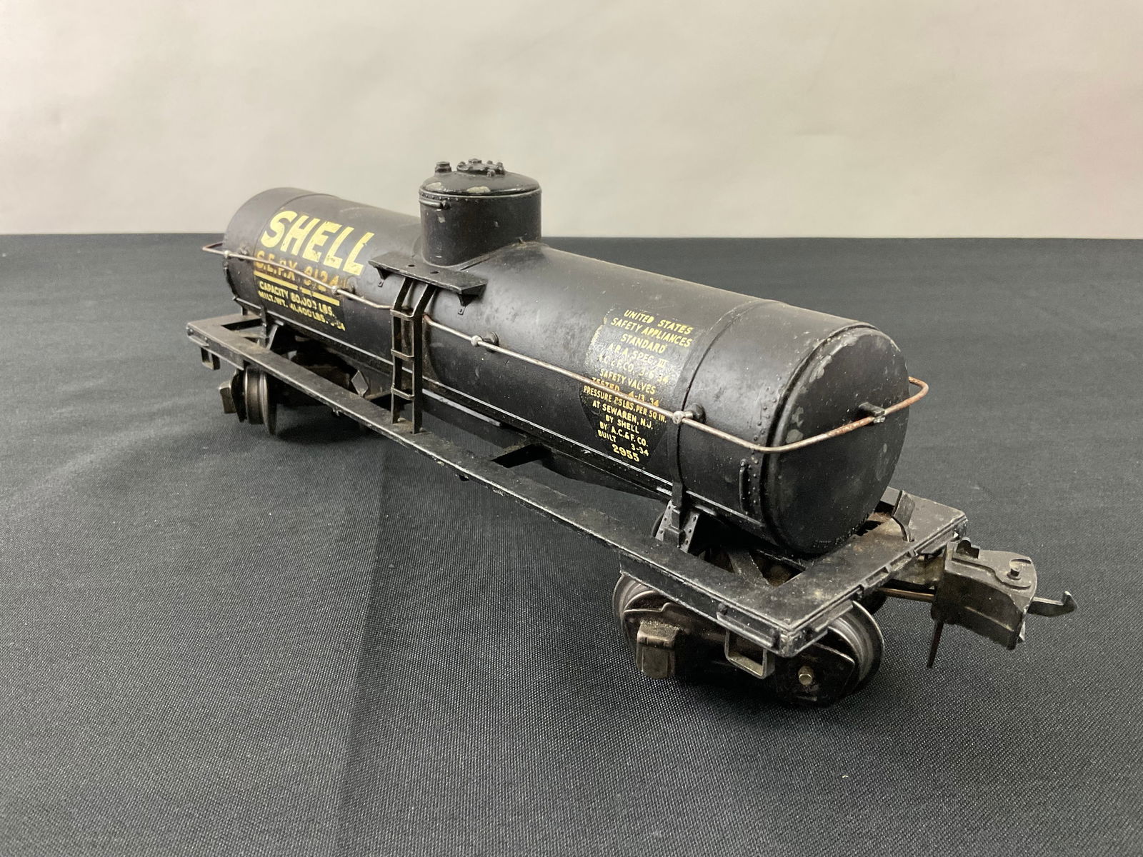 Lionel Prewar O Gauge 2955 SHELL Tank Car (1 of 8)