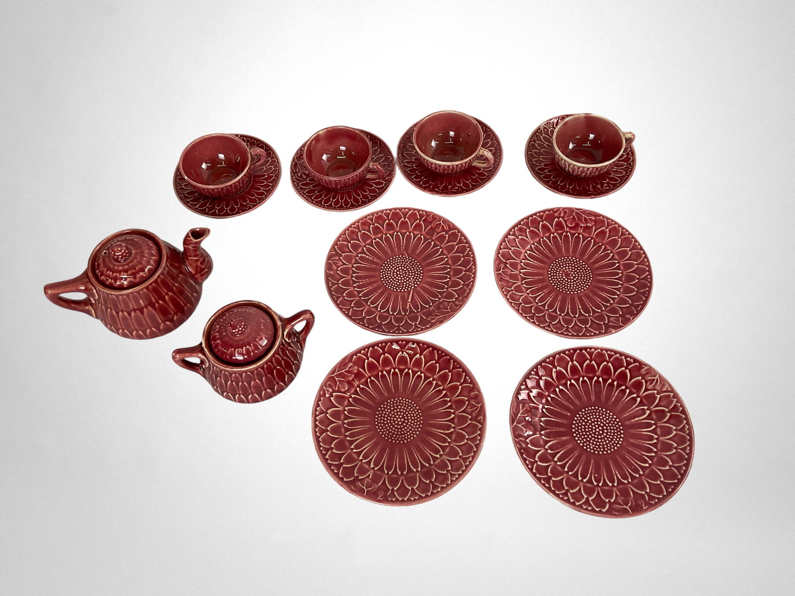 14 Piece Majolica Child's Pink Leaf Tea Set Made in Japan (1 of 11)