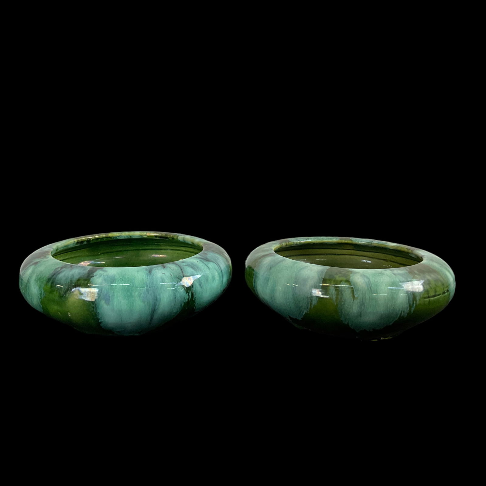Pair of Blue and Green Glaze Flower Bowls (1 of 7)