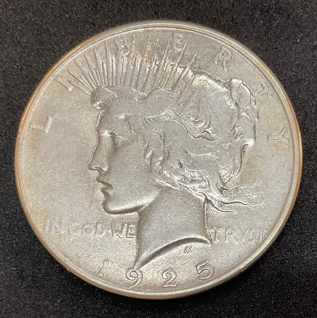 1925 Peace Silver Dollar (1 of 2)