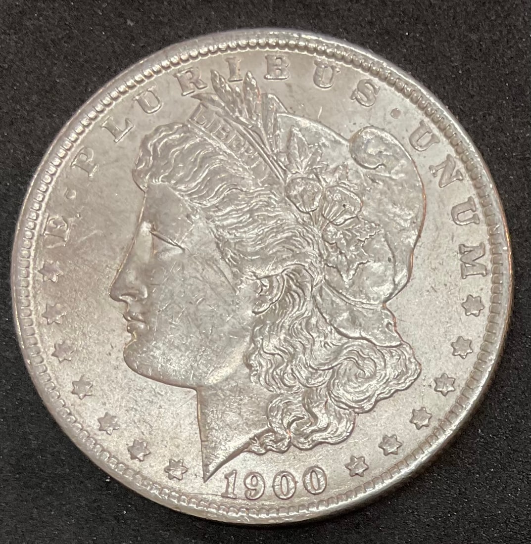 1900 O Morgan Silver Dollar (1 of 2)