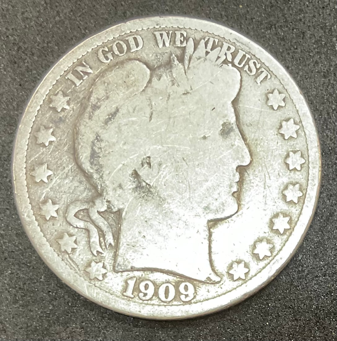 1909 Barber Silver Half Dollar (1 of 2)