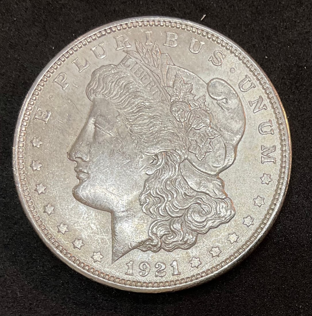 1921 Morgan Silver Dollar: 1921 Morgan Silver Dollar, Condition, see photographs.