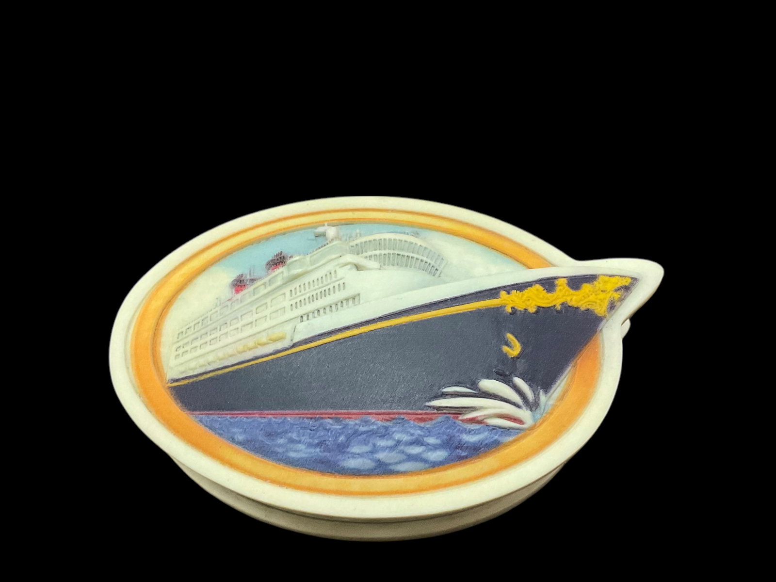 Disney Cruise Line Olszewski Mediterranean 2010 PokitPal Trinket Box with Box: Disney Cruise Line Olszewski Mediterranean 2010 PokitPal Trinket Box with Box, trinket measures 2 7/8" W x 3/4" H x 1 3/4" D, box measures 3" W x 1 5/8" H x 2