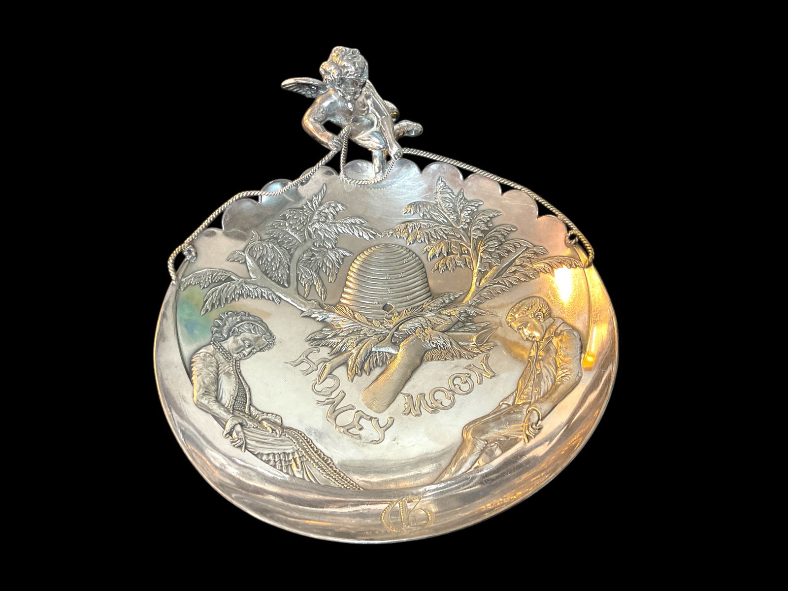 Wilcox Silverplate Beehive Honey Moon Cherub Figural Compote (1 of 6)