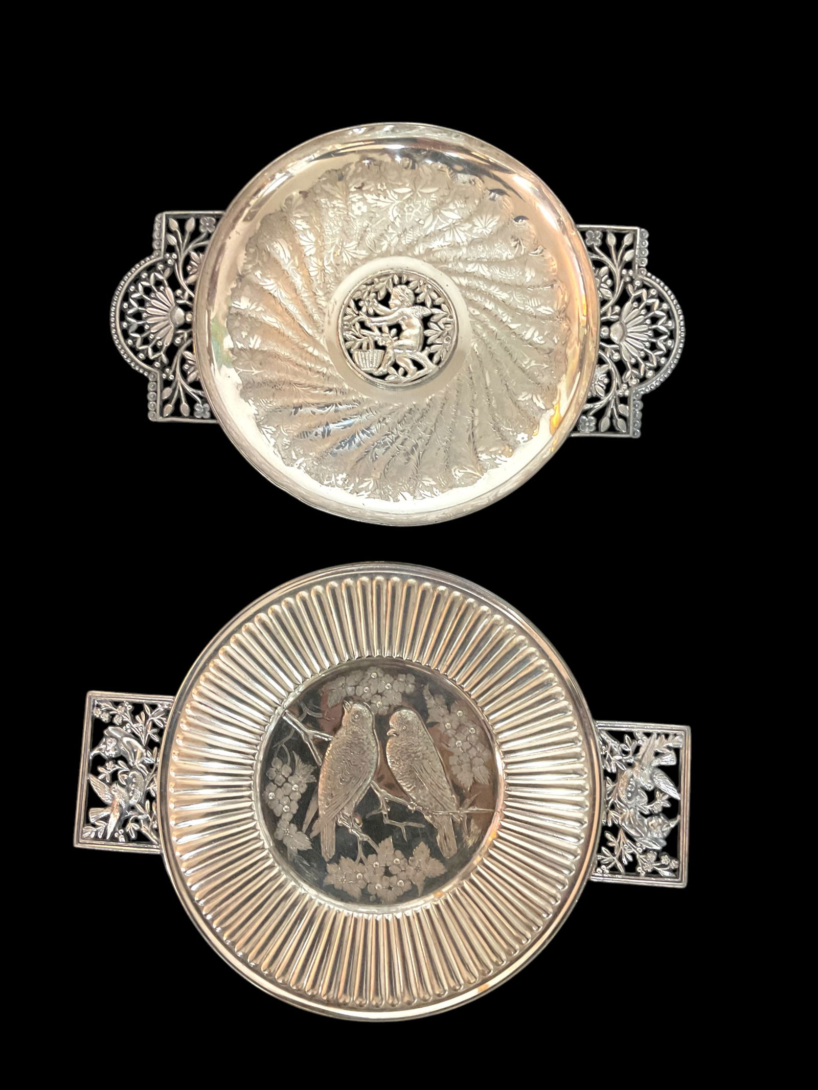 Set of Two  Rogers Smith Company Silver Plated Pedestal Dishes (1 of 8)