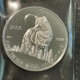 Canada 2006 Elizabeth II Wolf One Dollar .9999 Fine Silver Coin