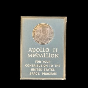 Apollo 11 Medallion Spacecraft Metal The Eagle Has Landed 1969 NASA