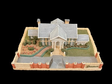 Elvis Presley Graceland Mansion Music Box