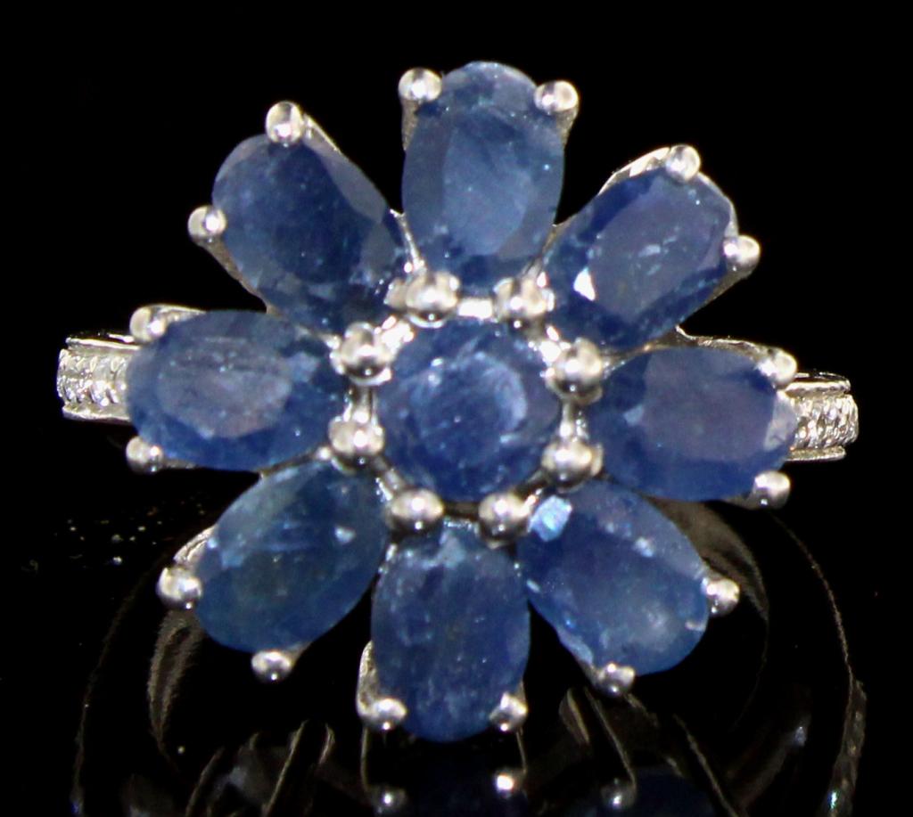 Natural 5.11 ct Sapphire Cocktail Ring (1 of 2)