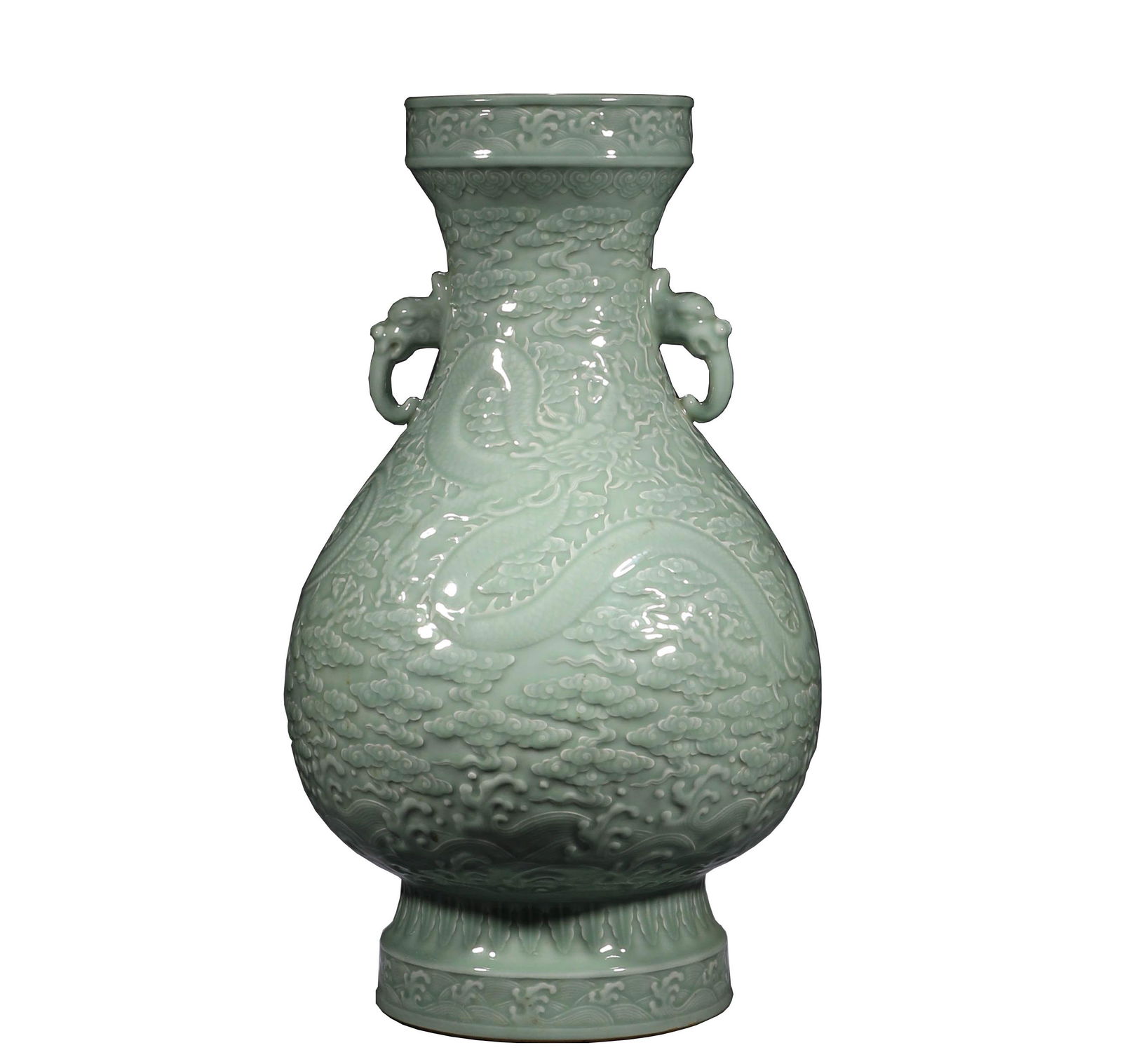 In the Qing Dynasty, the two-eared statue with cloud and dragon patterns in monochrome glaze (1 of 9)