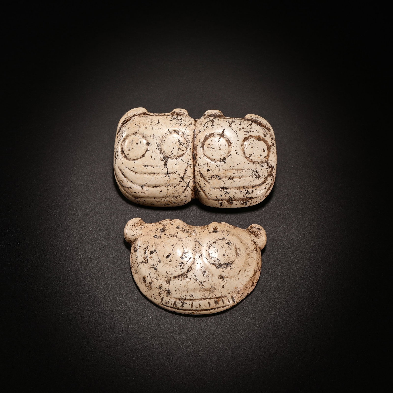 Jade made animal noodles before the Ming Dynasty: Jade made animal noodles before the Ming DynastyH3.5cm W6cm Weight61g