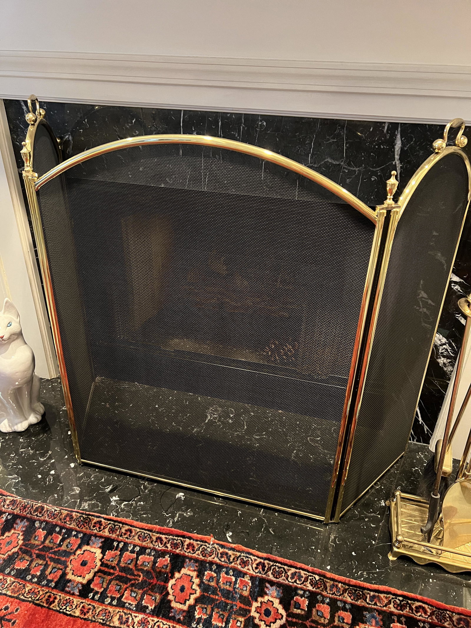 Fireplace Screen: Fireplace Screen Brass. Measures: 53" x 34". Condition: Good Estate Condition. Local pickup only. Local pickup only in Raleigh, NC on Thursday 2/28 between 9am-5pm. * Please do not bid if you cannot p