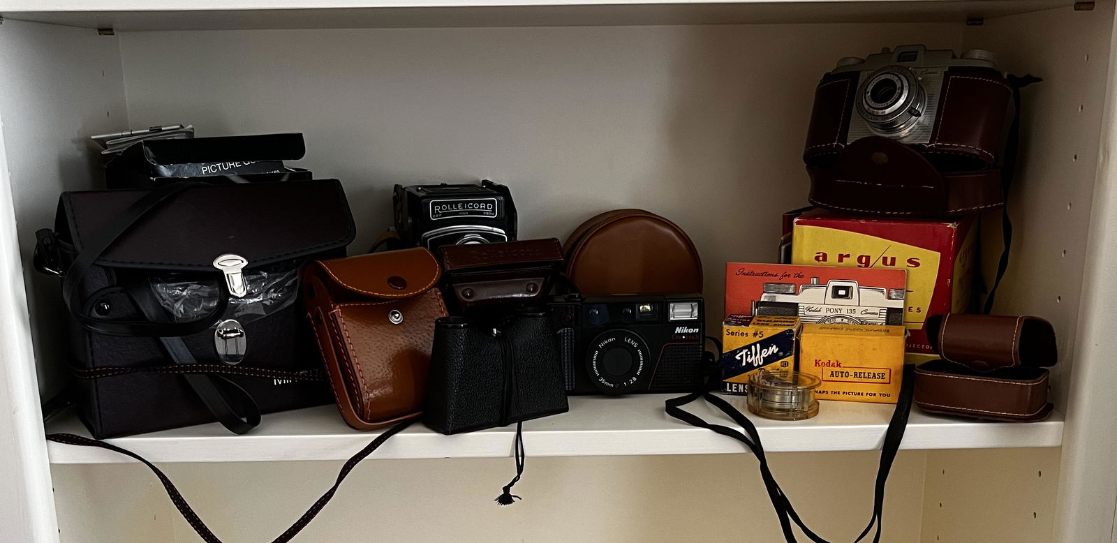 Vintage Camera Collection (1 of 8)