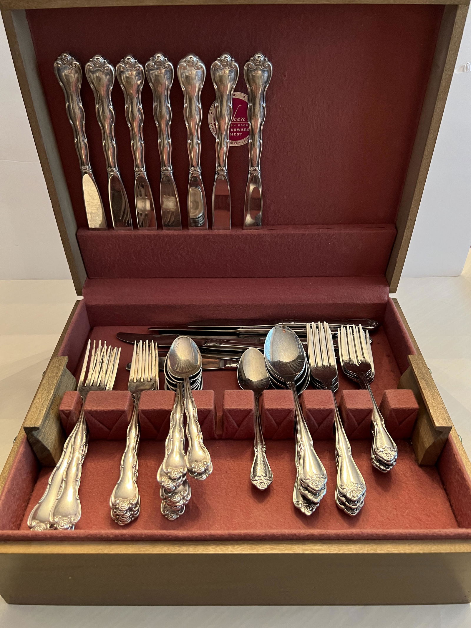 Silverplate Flatware (1 of 5)