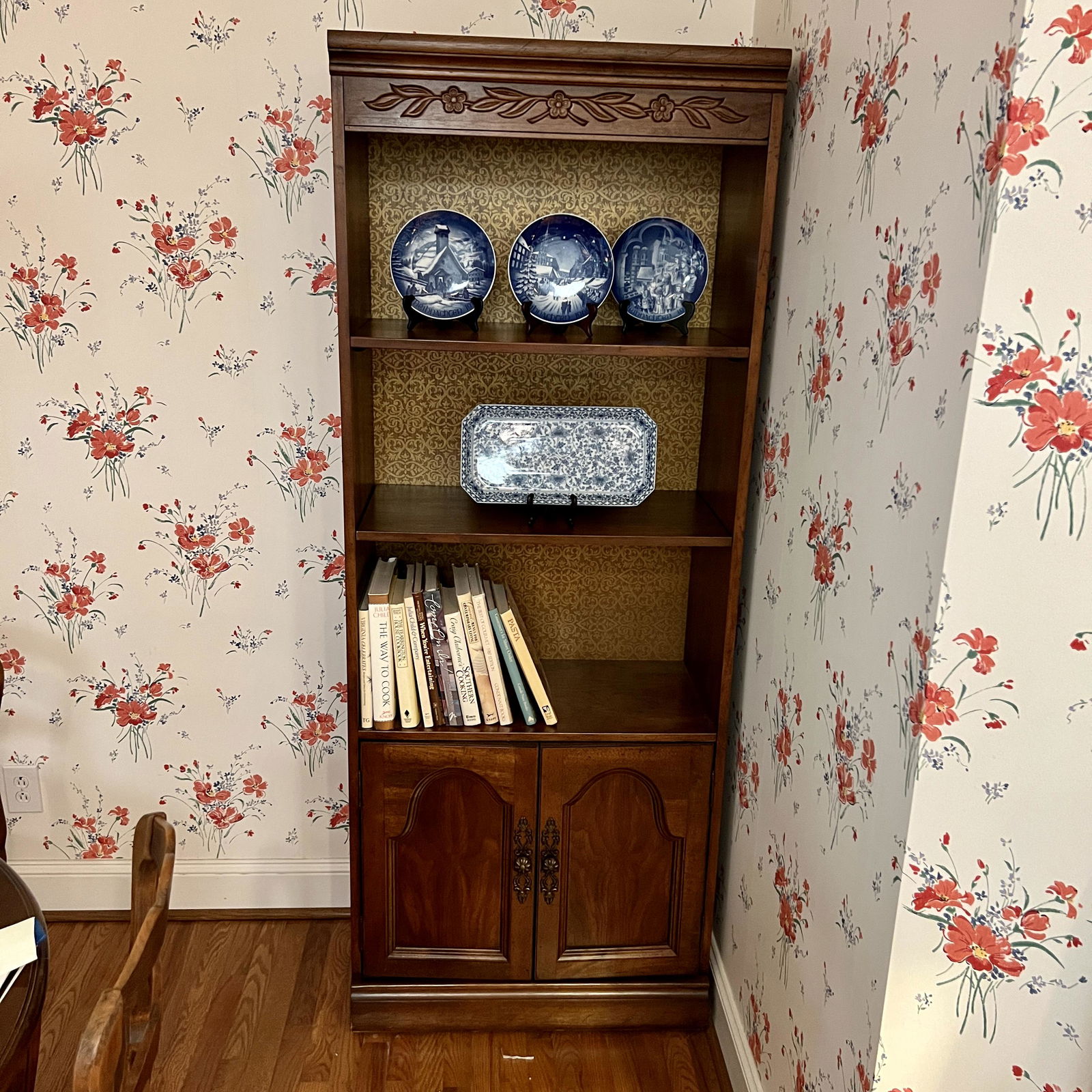 Wooden Bookshelf with Lower Cabinet (1 of 7)